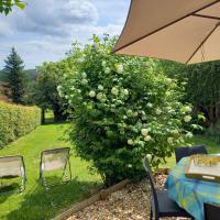 Votre jardin privatif entouré de haie