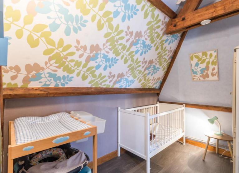 chambre bébé à l'étage