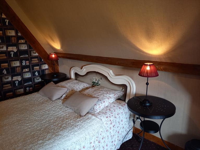 Chambre double à l'étage